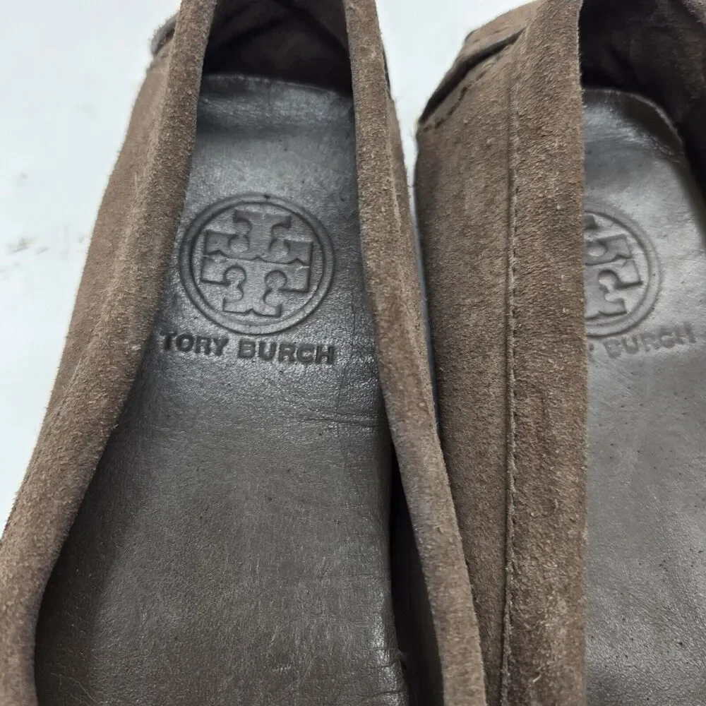 TORY BURCH KENDRICK Drivers Moccasin/Loafer brown Suede leather Gold Logo sz 5.5 - Picture 5 of 11